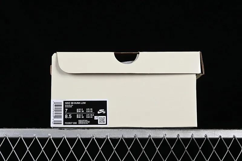 All Categories Nk SB Dunk Series Nk SB Dunk Low Low-top Sneakers J Version Albino & Preto